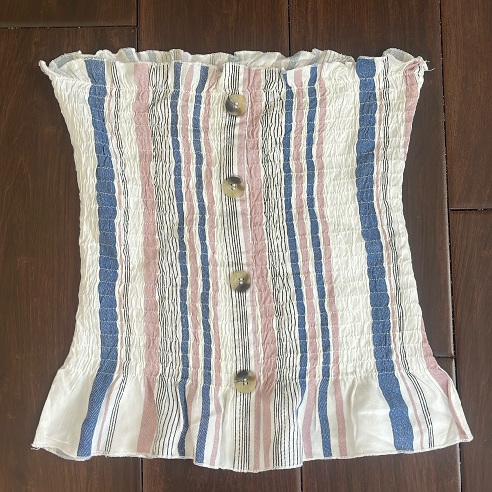 Pink blue white tub top style with button detail. S/M